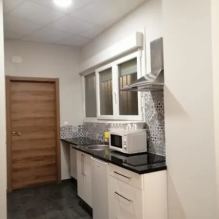Apartment En Kuko 3 Al Lado Del Metro