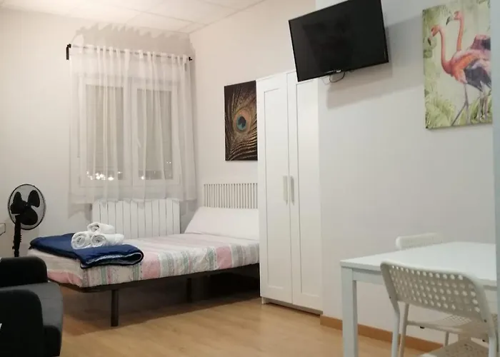 En Con Wifi Al Lado Del Metro Apartamento